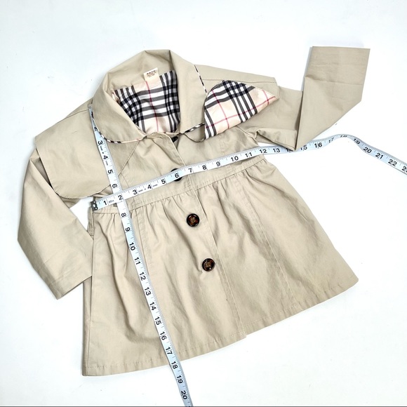 LUBABY classic English style trench coat with cape 12mo - Picture 4 of 8